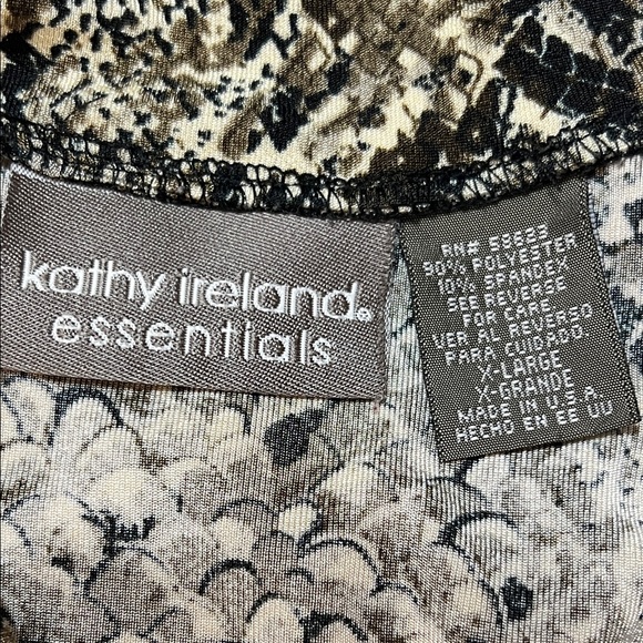 Kathy Ireland Black and White Snake Print Blouse - Picture 6 of 15